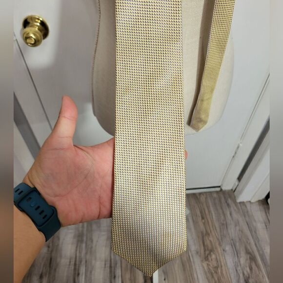 Michael Kors Men's Iridescent imported Silk Neck-Tie - Picture 4 of 12